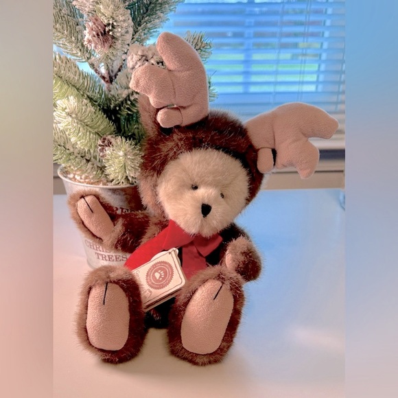 Gen-yoo-wine BOYDS “Mooselkins” Bear - Picture 13 of 13